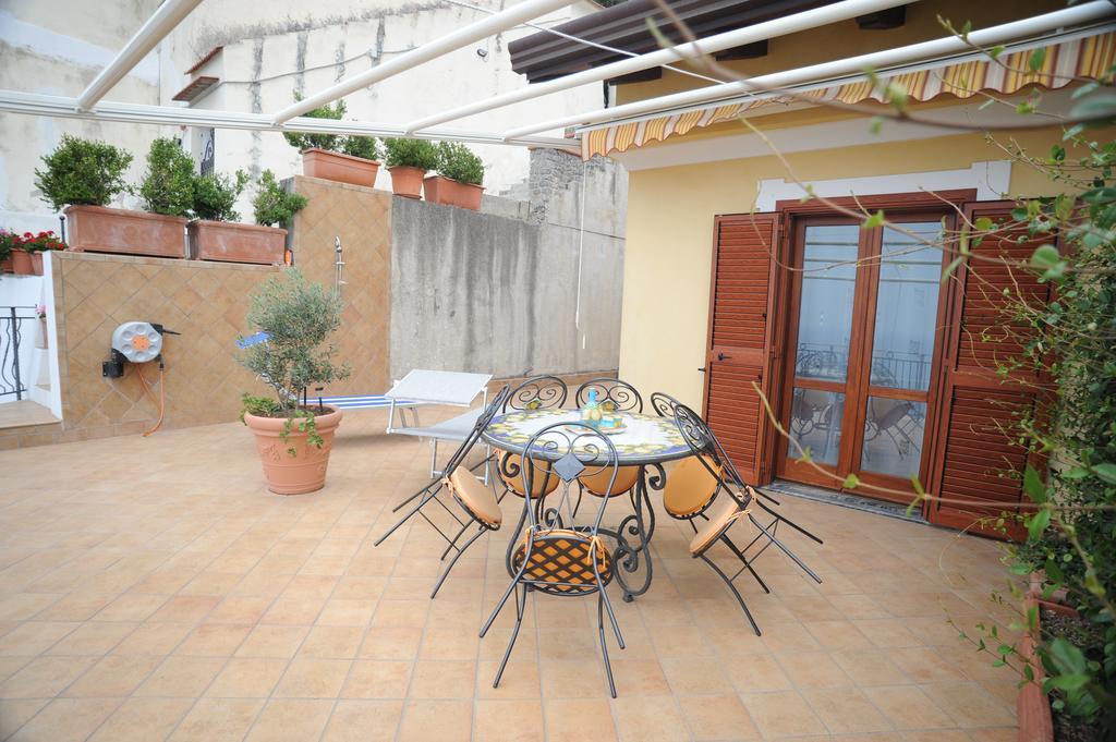 La Mela Blu Bed & Breakfast Furore Ngoại thất bức ảnh